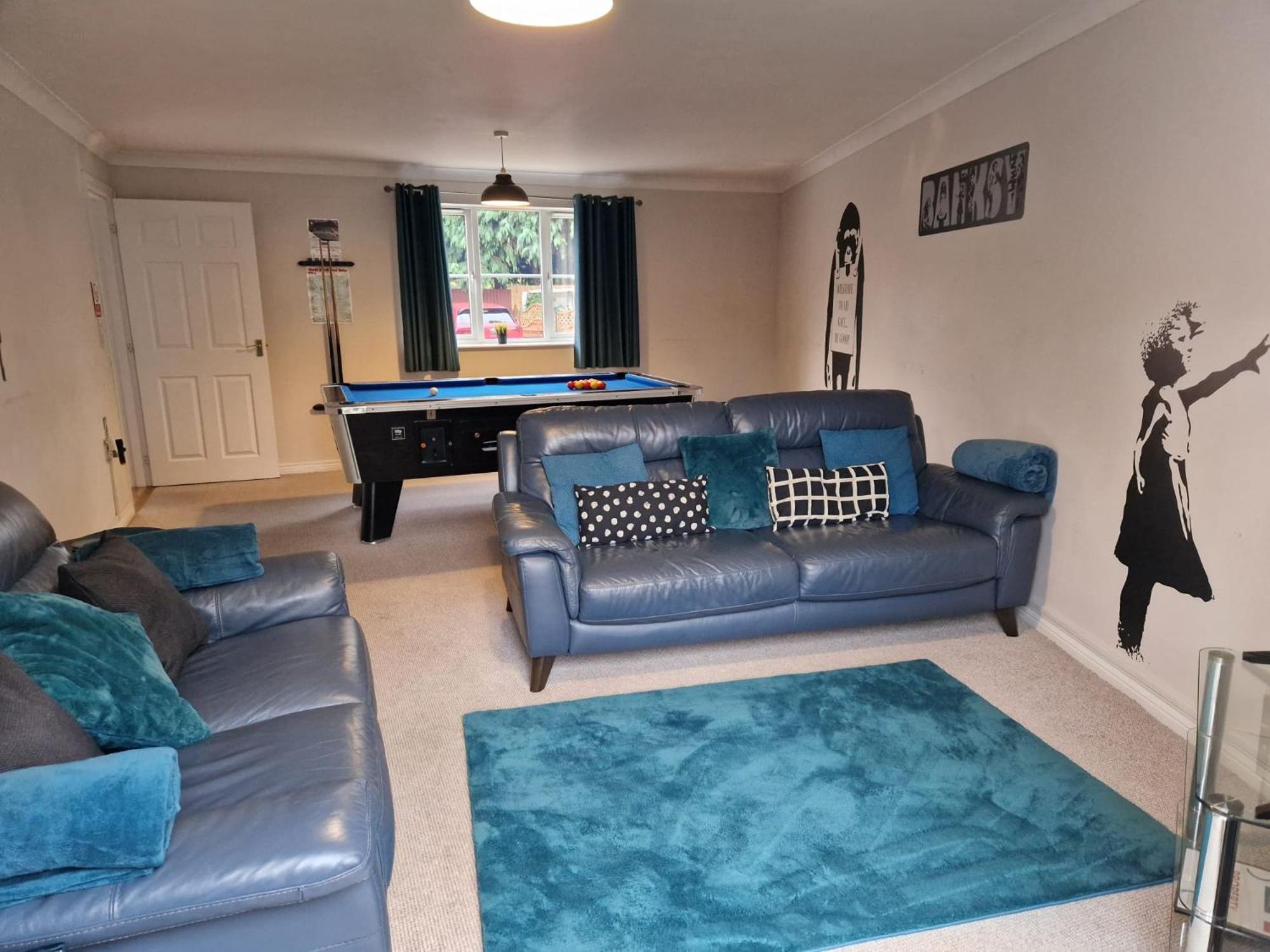Hereford - Finch House - Modern 4 Bedroom House Located In South Hereford, Dog Friendly With Nearby Countryside, Pool Table, Sleeps Up To 10 Guests - Hosted By Rentmyhouse المظهر الخارجي الصورة