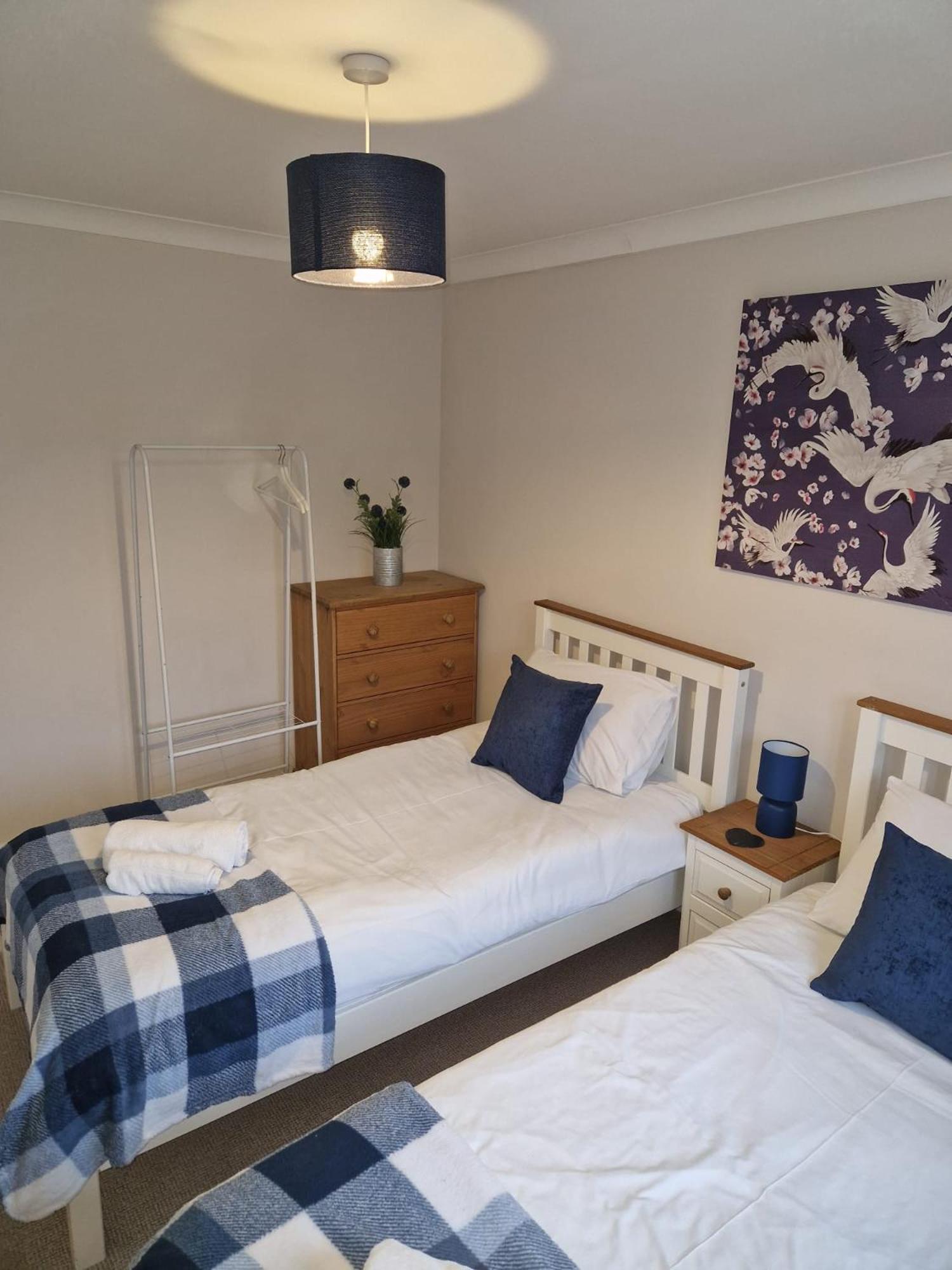 Hereford - Finch House - Modern 4 Bedroom House Located In South Hereford, Dog Friendly With Nearby Countryside, Pool Table, Sleeps Up To 10 Guests - Hosted By Rentmyhouse المظهر الخارجي الصورة